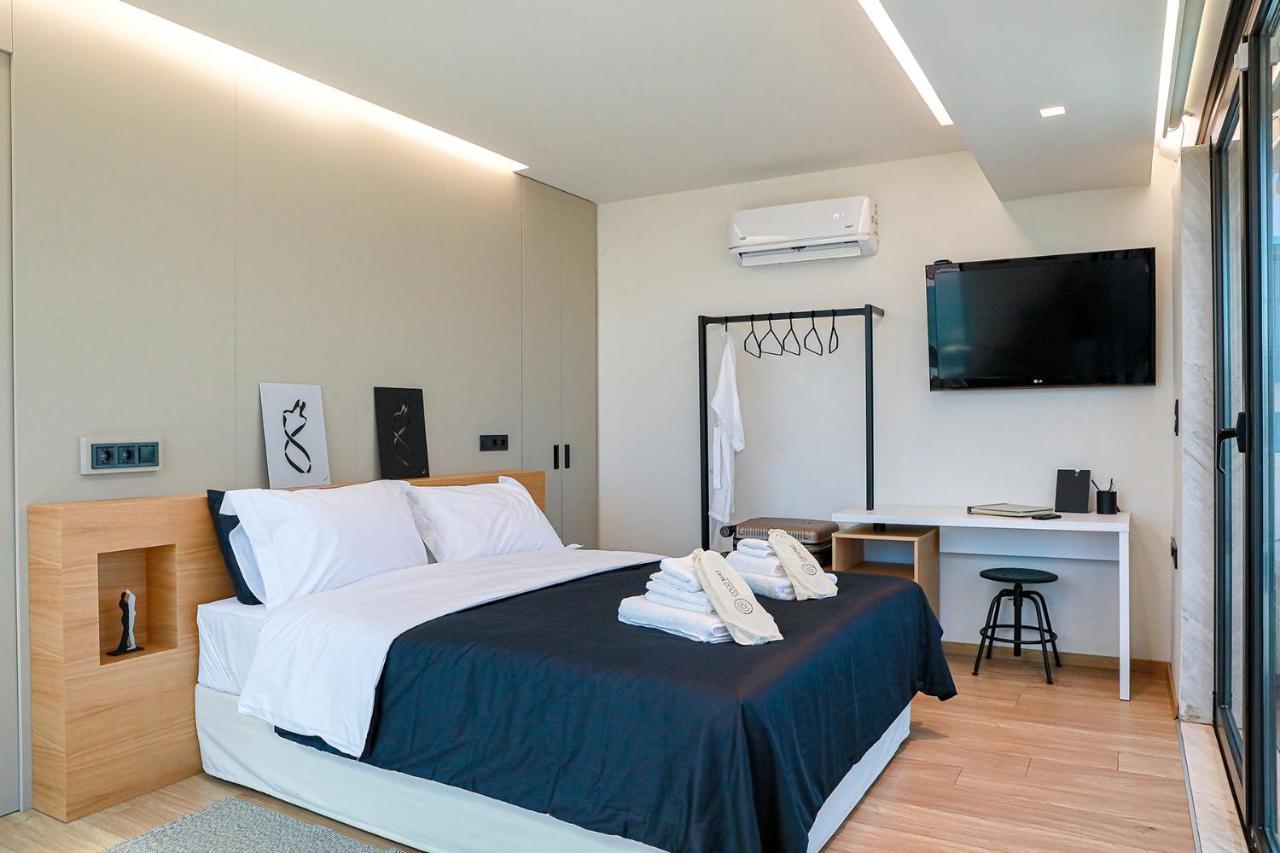 The First Key Luxury & Small In The Center Of Apartment Xanthi