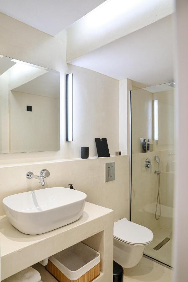 Apartment The First Key Luxury & Small In The Center Of *