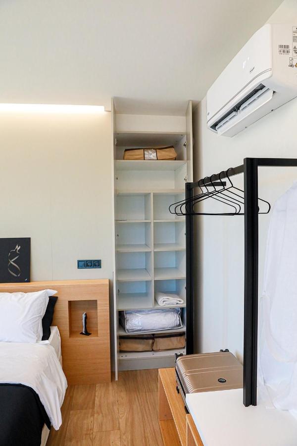 The First Key Luxury & Small In The Center Of Apartment Xanthi
